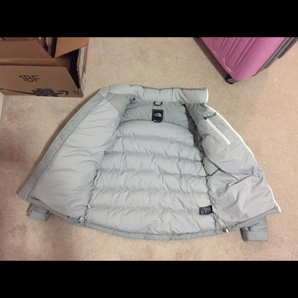 The North Face Jackets & Blazers - Gray goose down puffer padded jacket